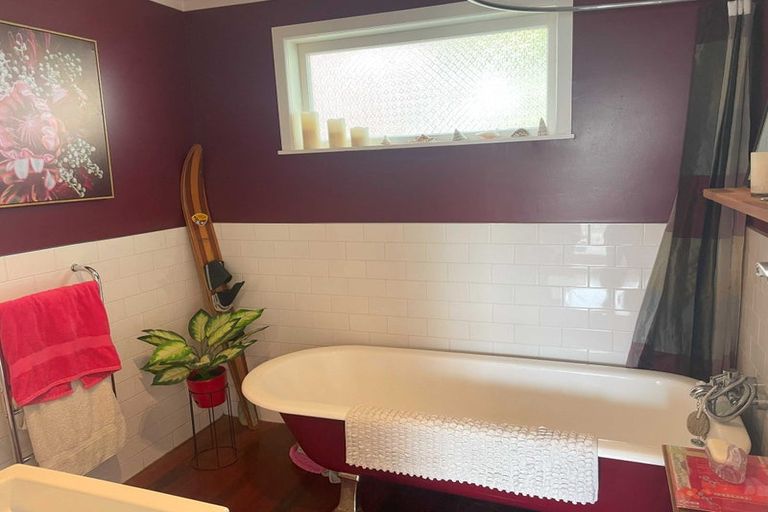 Photo of property in 2/28 Bayswater Avenue, Bayswater, Auckland, 0622