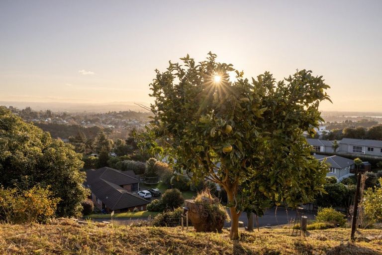 Photo of property in 5 Flight Valley Way, Welcome Bay, Tauranga, 3175