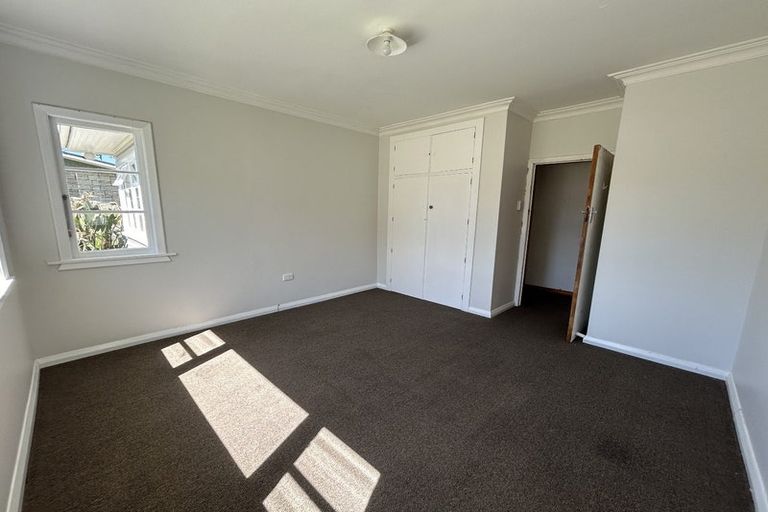 Photo of property in 39 Kawiu Road, Levin, 5510