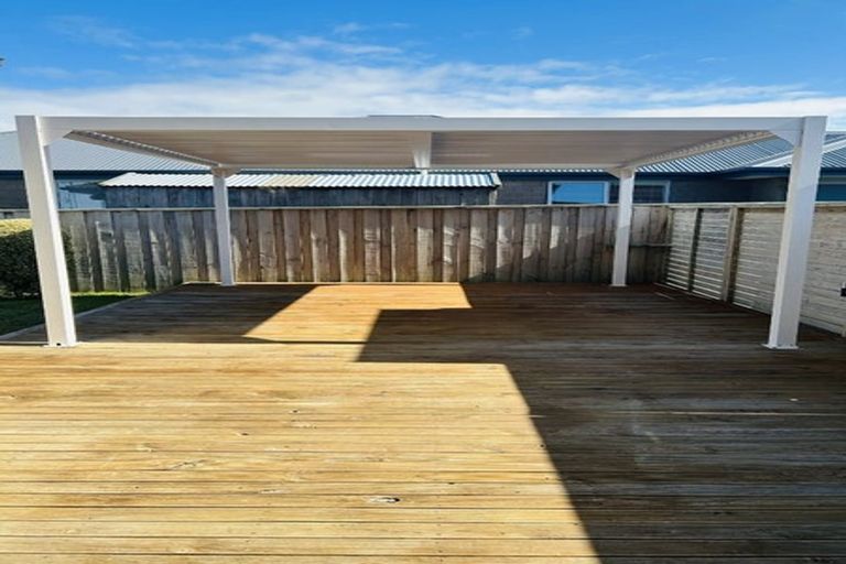 Photo of property in 10 Pakura Street, Pegasus, 7612