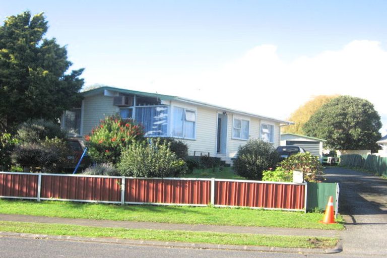 Photo of property in 39 Beeston Crescent, Manurewa, Auckland, 2102
