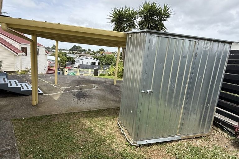 Photo of property in 9 Justin Place, Te Atatu Peninsula, Auckland, 0610