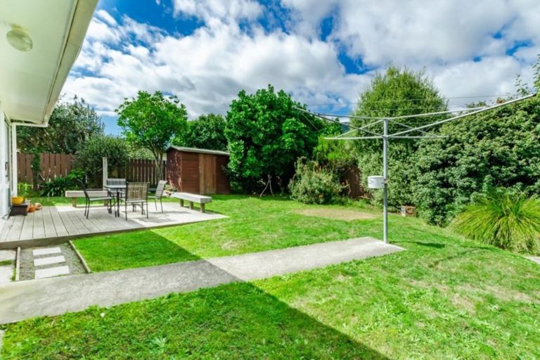 Photo of property in 3a Arthur Grove, Waikanae, 5036