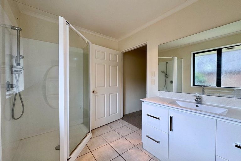 Photo of property in 1 Elias Court, The Gardens, Auckland, 2105