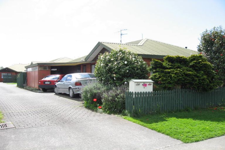 Photo of property in 1/11 Roto Street, Tahunanui, Nelson, 7011