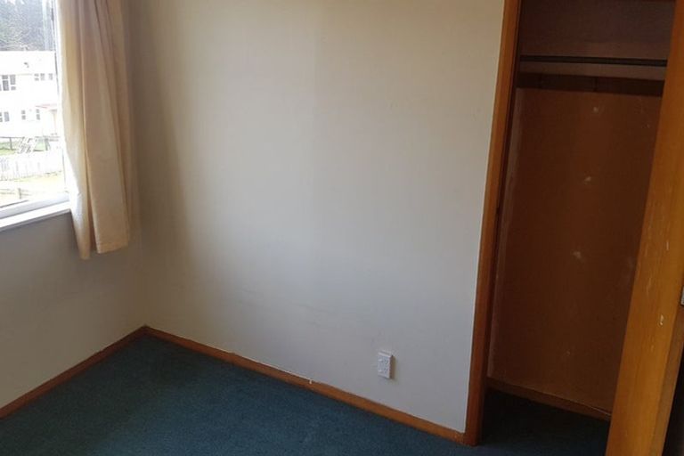 Photo of property in 5-7 Hazard Grove, Cannons Creek, Porirua, 5024