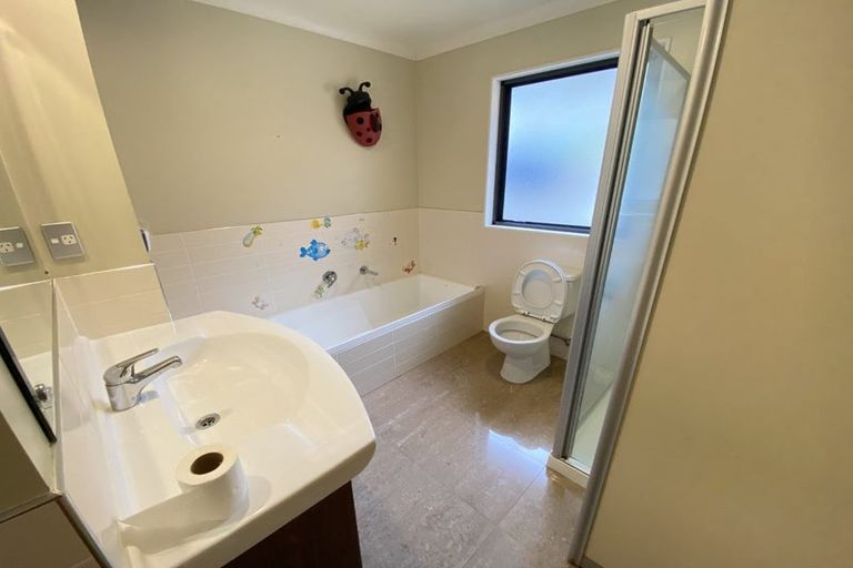 Photo of property in 7 Hornsey Avenue, Henderson, Auckland, 0612