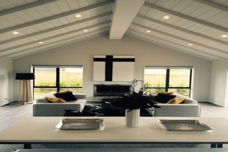 Photo of property in 18 Reliance Crescent, Beachlands, Auckland, 2018