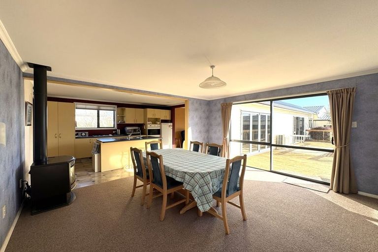 Photo of property in 24 Lanark Street, Balclutha, 9230