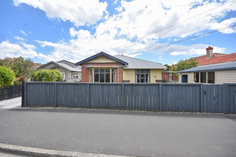 Photo of property in 164 Victoria Road, Saint Clair, Dunedin, 9012