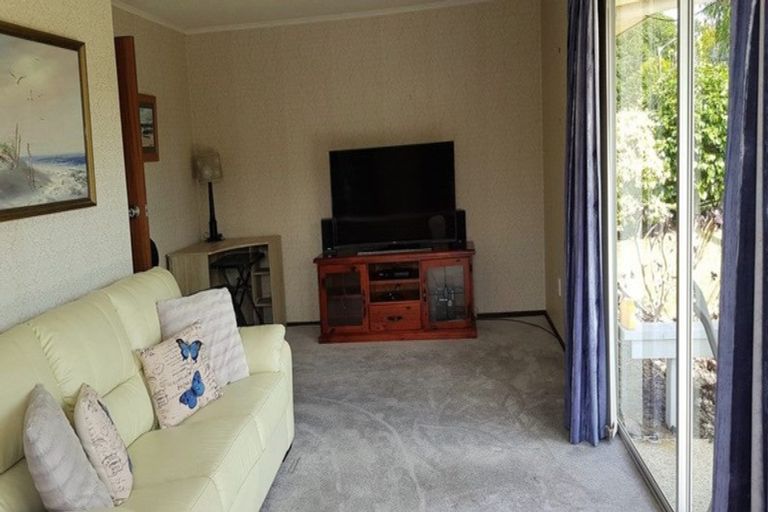 Photo of property in 12 Wanaka Street, Tikipunga, Whangarei, 0112