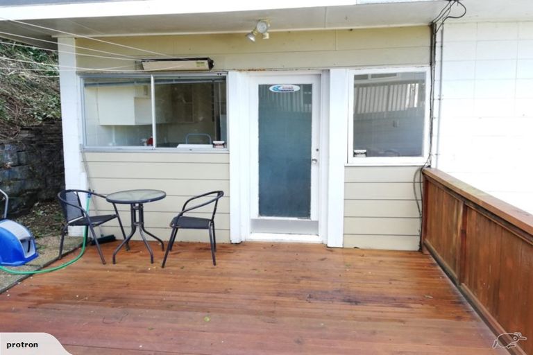 Photo of property in 1/10 Whaui Street, Vogeltown, Wellington, 6021