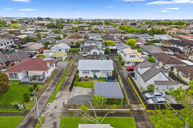 Photo of property in 1/31 Avis Avenue, Papatoetoe, Auckland, 2025
