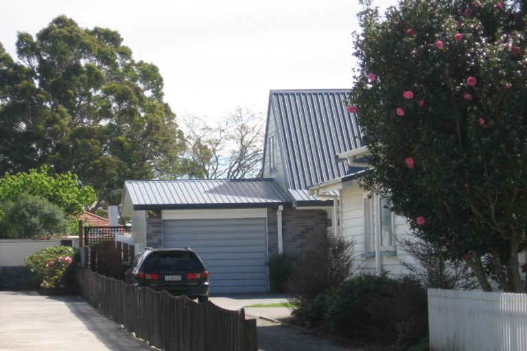 Photo of property in 533b Devonport Road, Tauranga South, Tauranga, 3112