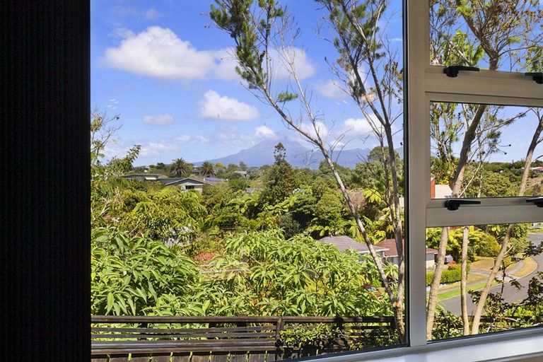 Photo of property in 16c Te Mete Terrace, Merrilands, New Plymouth, 4312