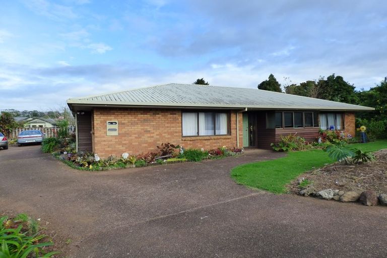 Photo of property in 10 Carver Close, Kerikeri, 0230