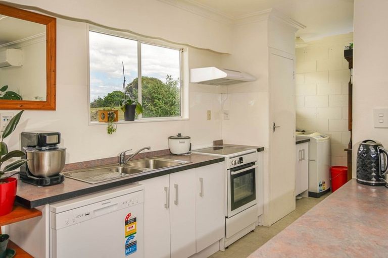Photo of property in 1/143 Parkers Road, Tahunanui, Nelson, 7011