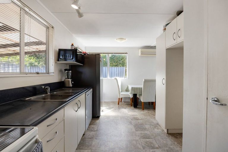 Photo of property in 2/21 Dinsdale Road, Dinsdale, Hamilton, 3204