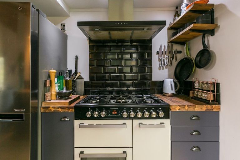 Photo of property in 55c Palmerston Road, Havelock North, 4130