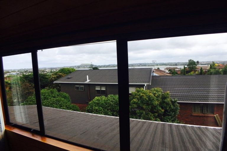 Photo of property in 7 Venus Place, Half Moon Bay, Auckland, 2012