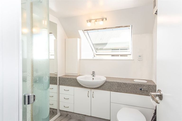 Photo of property in 48 Dover Street, St Albans, Christchurch, 8014