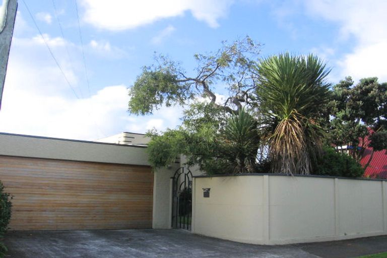 Photo of property in 53 Pretoria Street, Hutt Central, Lower Hutt, 5010