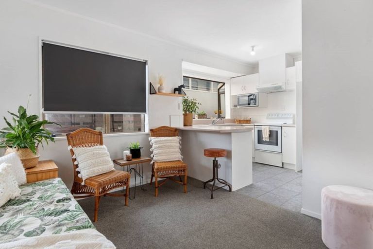 Photo of property in 2/100 Ranch Road, Mount Maunganui, 3116