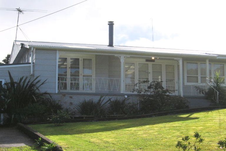 Photo of property in 20 Kendale Drive, Leigh, 0985