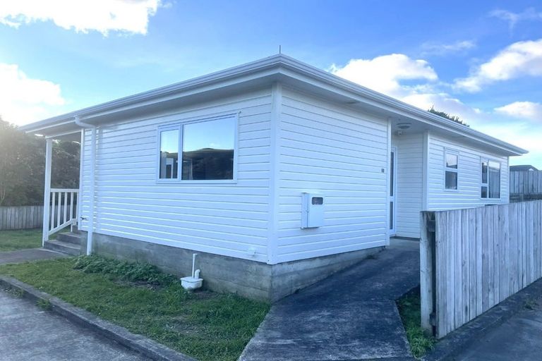 Photo of property in 10 Whenua View, Titahi Bay, Porirua, 5022