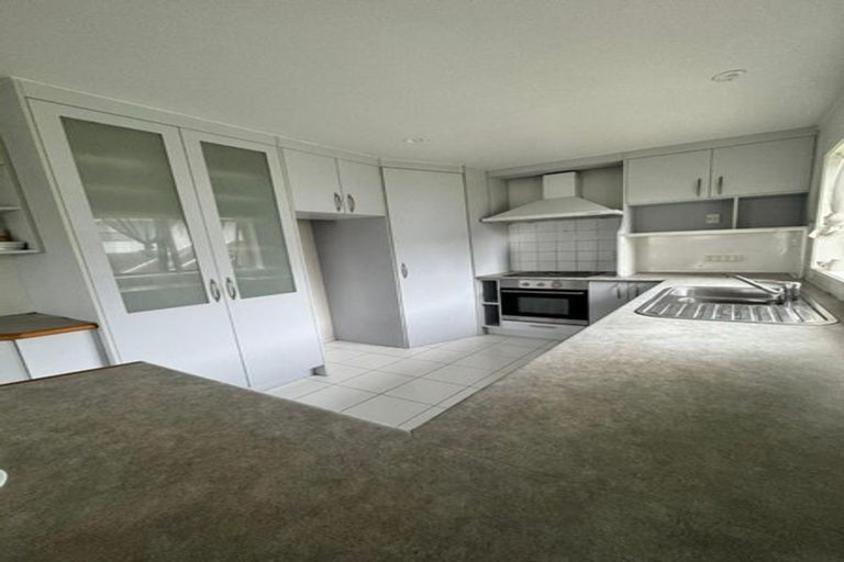 Photo of property in 71 Sandspit Road, Shelly Park, Auckland, 2014