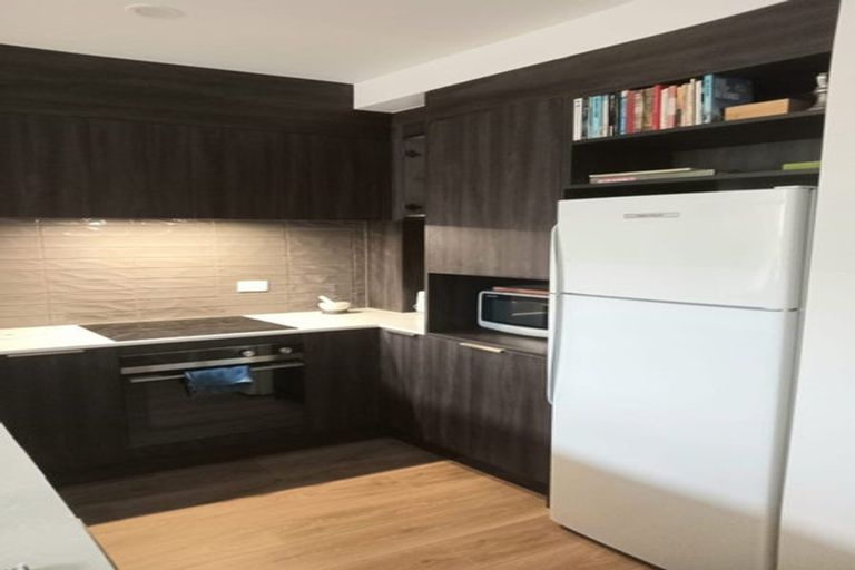 Photo of property in 10/18 Karengo Street, Long Bay, Auckland, 0630