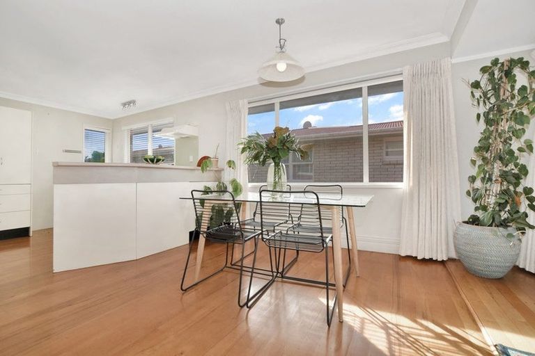 Photo of property in 23 Whitaker Street, Otumoetai, Tauranga, 3110