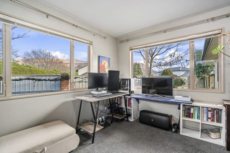 Photo of property in 4 Cherry Court, Wanaka, 9305