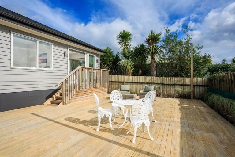Photo of property in 38a Normandy Place, Henderson, Auckland, 0610