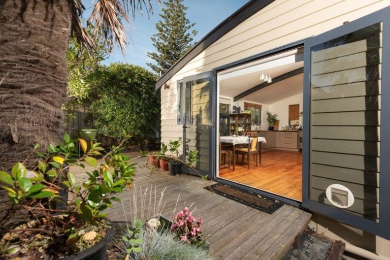 Photo of property in 282b Oceanbeach Road, Mount Maunganui, 3116