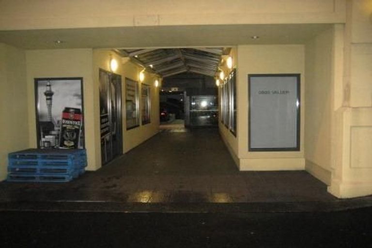 Photo of property in 2m/160 Symonds Street, Eden Terrace, Auckland, 1010