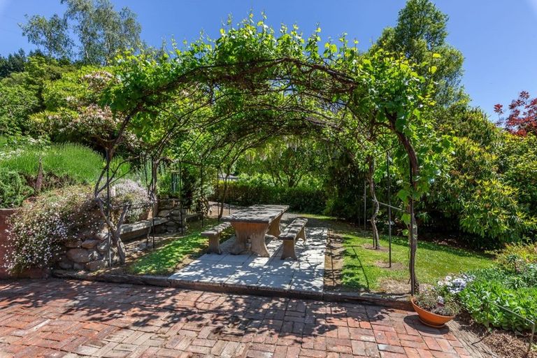 Photo of property in 200 Holmes Bay Valley Road, Pigeon Bay, 7583