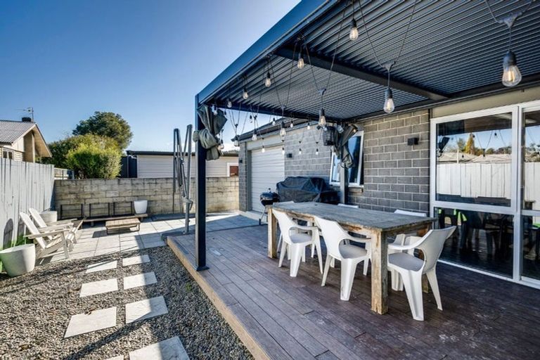 Photo of property in 38a Warwick Crescent, Taradale, Napier, 4112