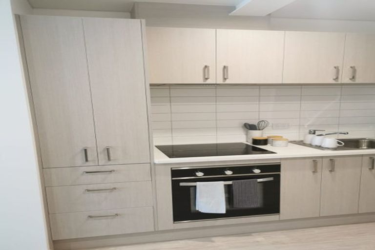 Photo of property in 206/9 East Street, Papakura, 2110