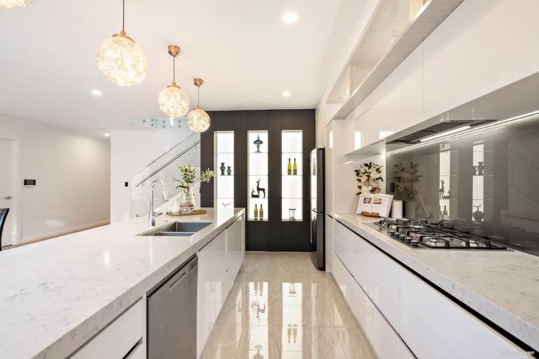 Photo of property in 9 Lisnoble Road, Flat Bush, Auckland, 2019