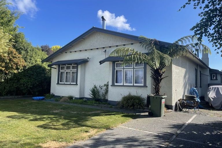 Photo of property in 1/900 Heretaunga Street East, Parkvale, Hastings, 4122