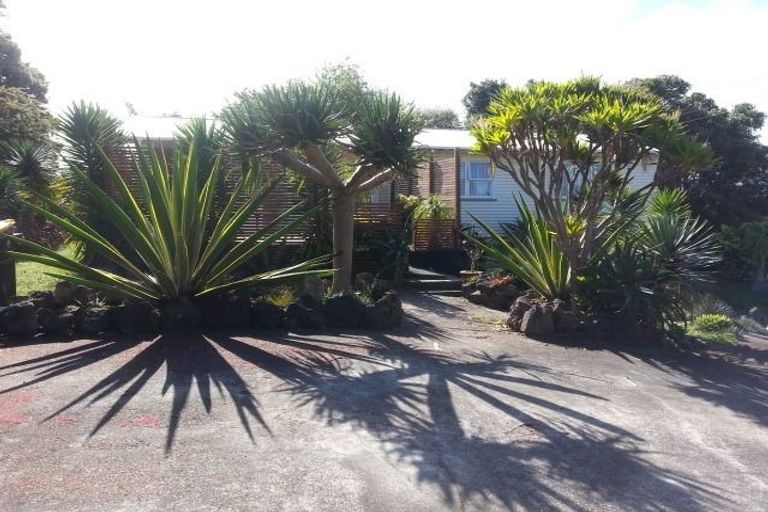 Photo of property in 34 Kirton Crescent, Manurewa, Auckland, 2102