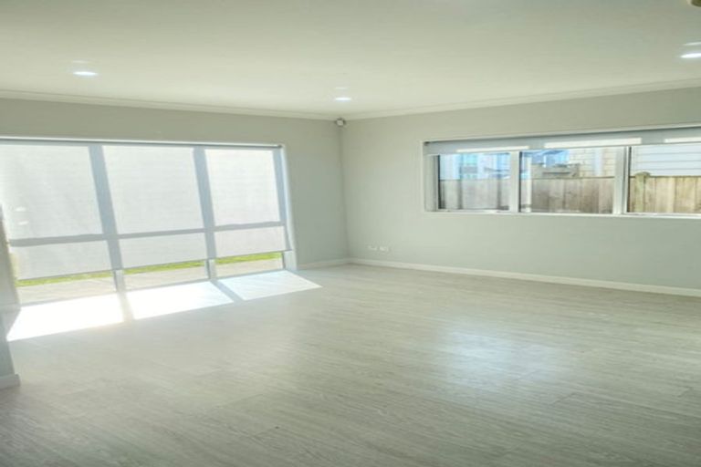 Photo of property in 55 Donegal Park Drive, Flat Bush, Auckland, 2019