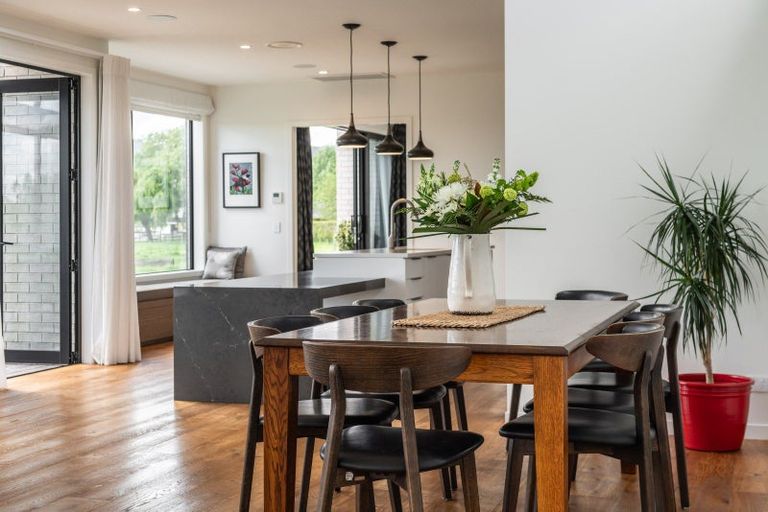 Photo of property in 2/164 Fencourt Road, Cambridge, 3496