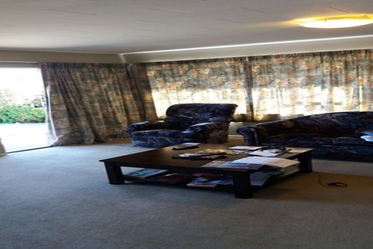 Photo of property in 1/5 Somerset Place, Taradale, Napier, 4112