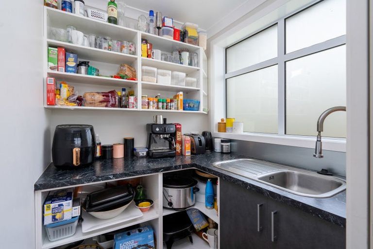 Photo of property in 4 Churchill Place, Cambridge, 3434