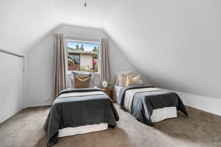 Photo of property in 8 Arawata Terrace, Fernhill, Queenstown, 9300