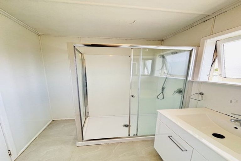 Photo of property in 33 Royston Street, Rosehill, Papakura, 2113