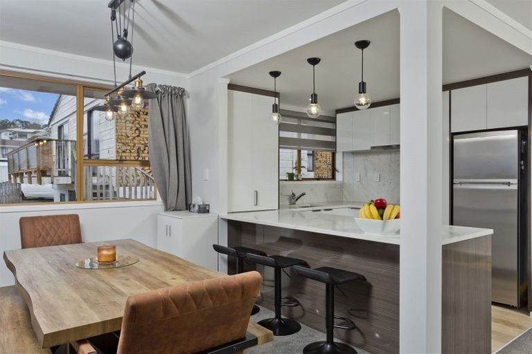 Photo of property in 2/41 Monarch Avenue, Hillcrest, Auckland, 0627