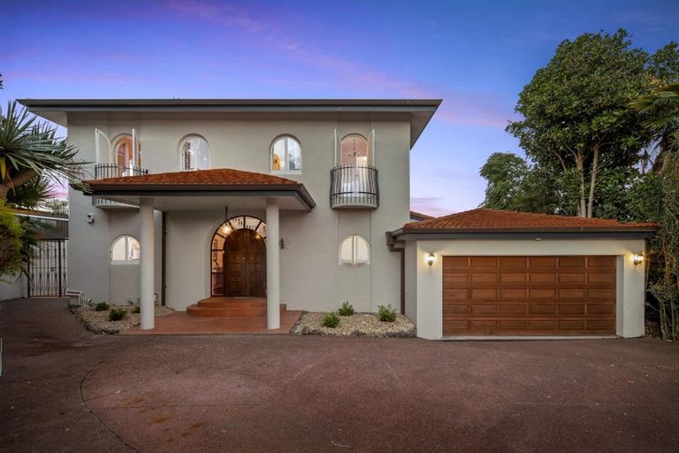 Photo of property in 10 Cliff Road, Torbay, Auckland, 0630